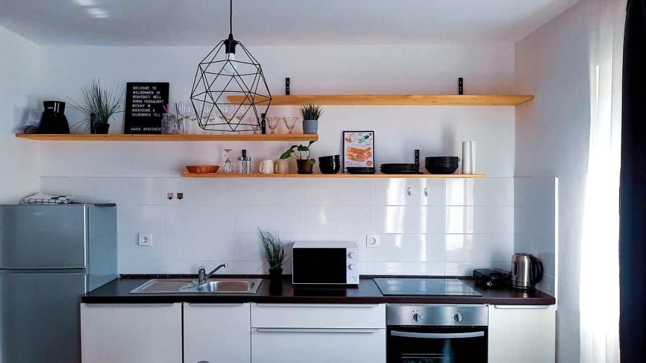 Anica Apartments Funtana Kamer foto